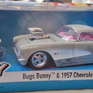 Bugs Bunny & 1957 Chevrolet Die-Cast Toy Car